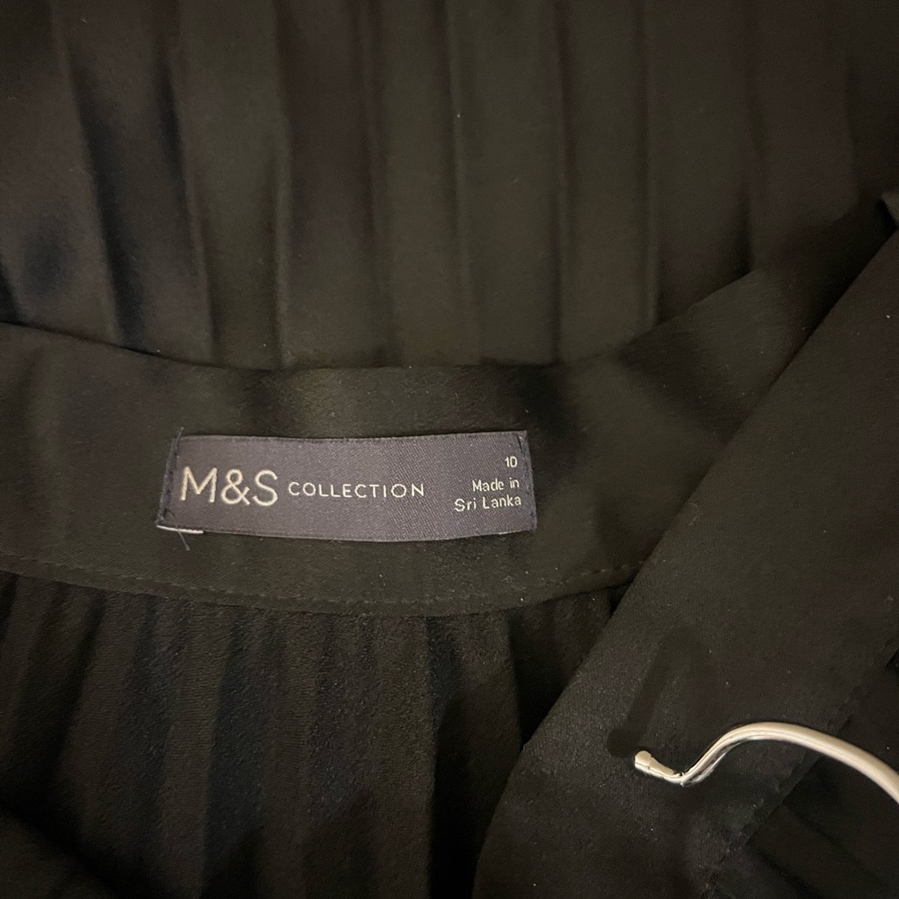 Marks & Spencer Black Pleated Maxi Skirt - Picture 4 of 4